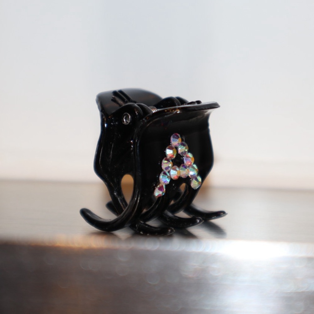 Handmade Custom Rhinestone Initial Rhinestone Clip - Picture 2 of 3